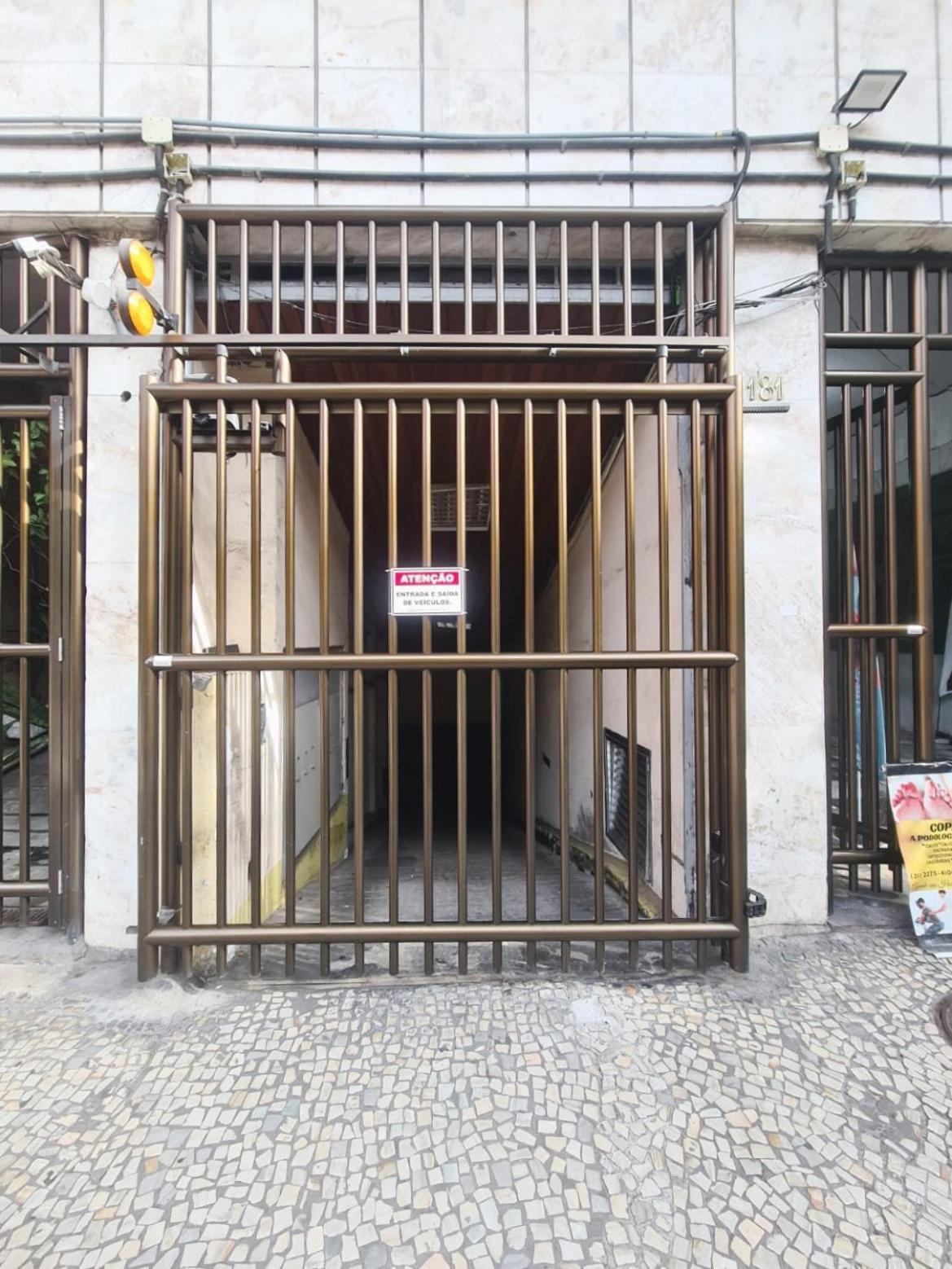 Apartment Localizacao Em Copacabana Com Estacionamento